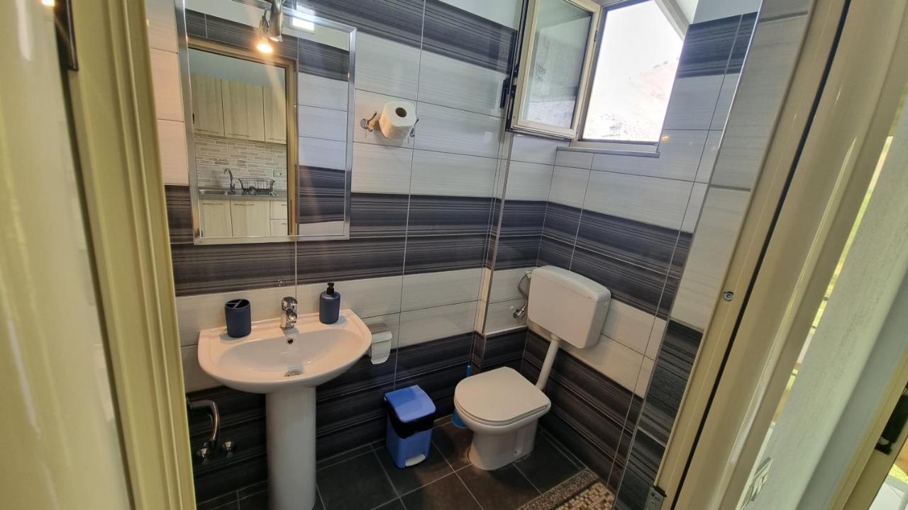 Anmaor Hotel Qeparo Kültér fotó