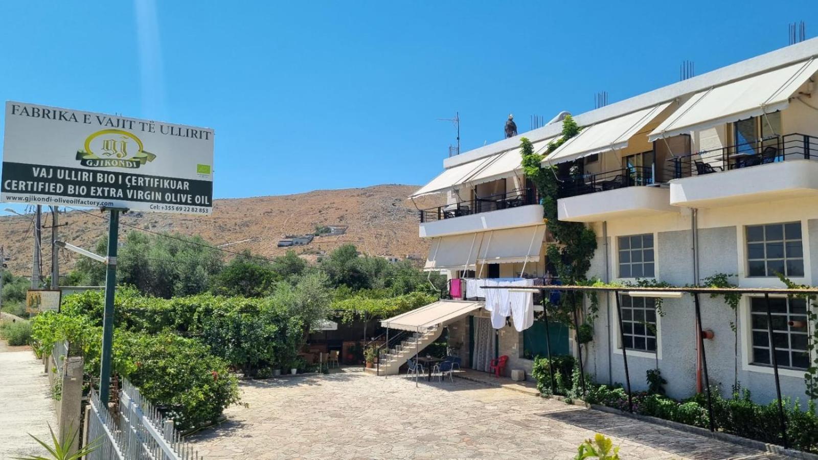 Anmaor Hotel Qeparo Kültér fotó