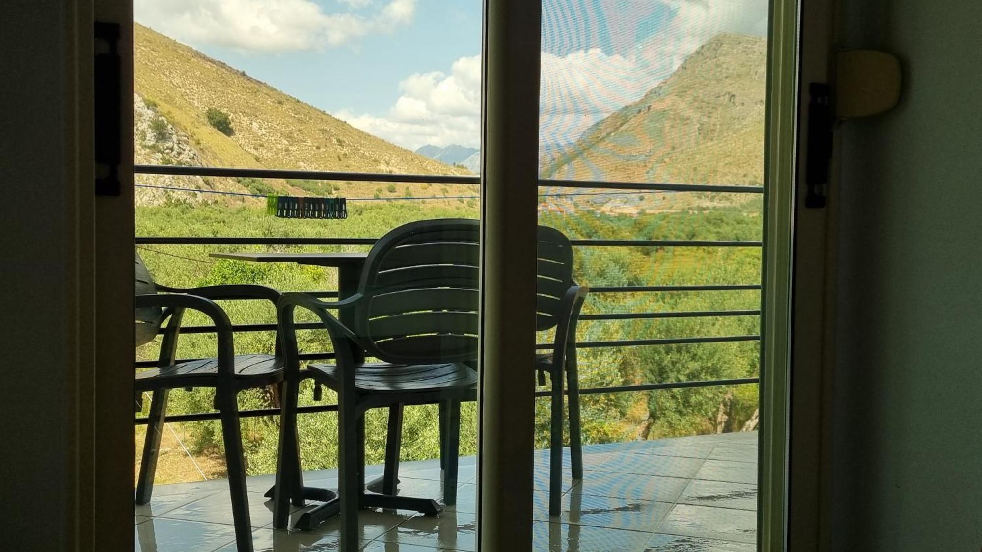 Anmaor Hotel Qeparo Kültér fotó