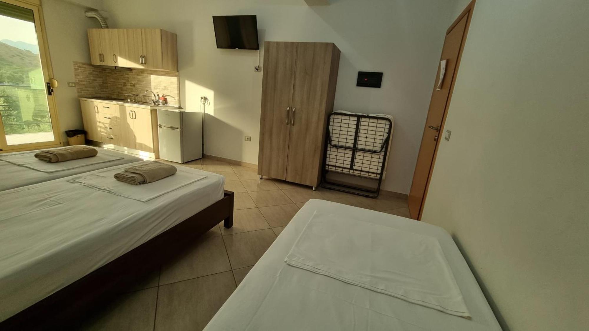 Anmaor Hotel Qeparo Kültér fotó