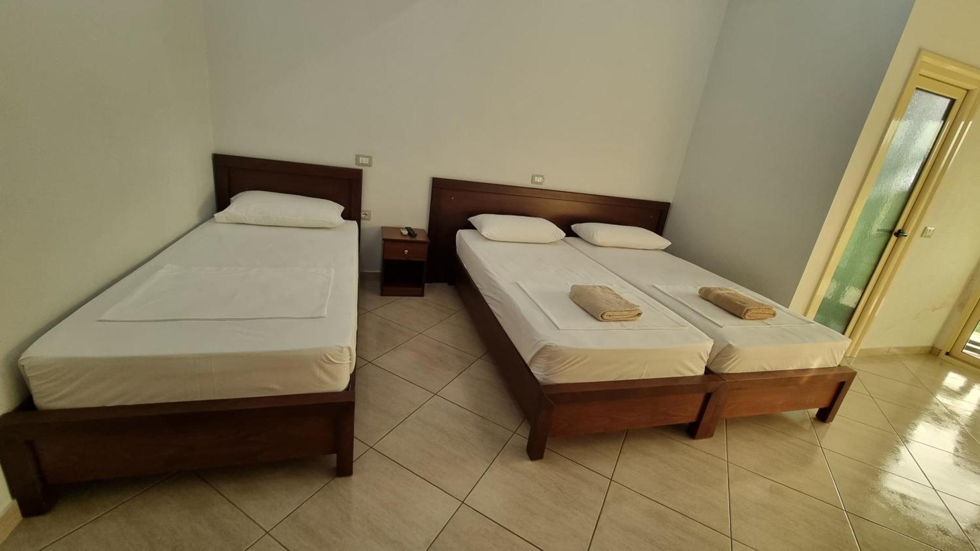 Anmaor Hotel Qeparo Kültér fotó
