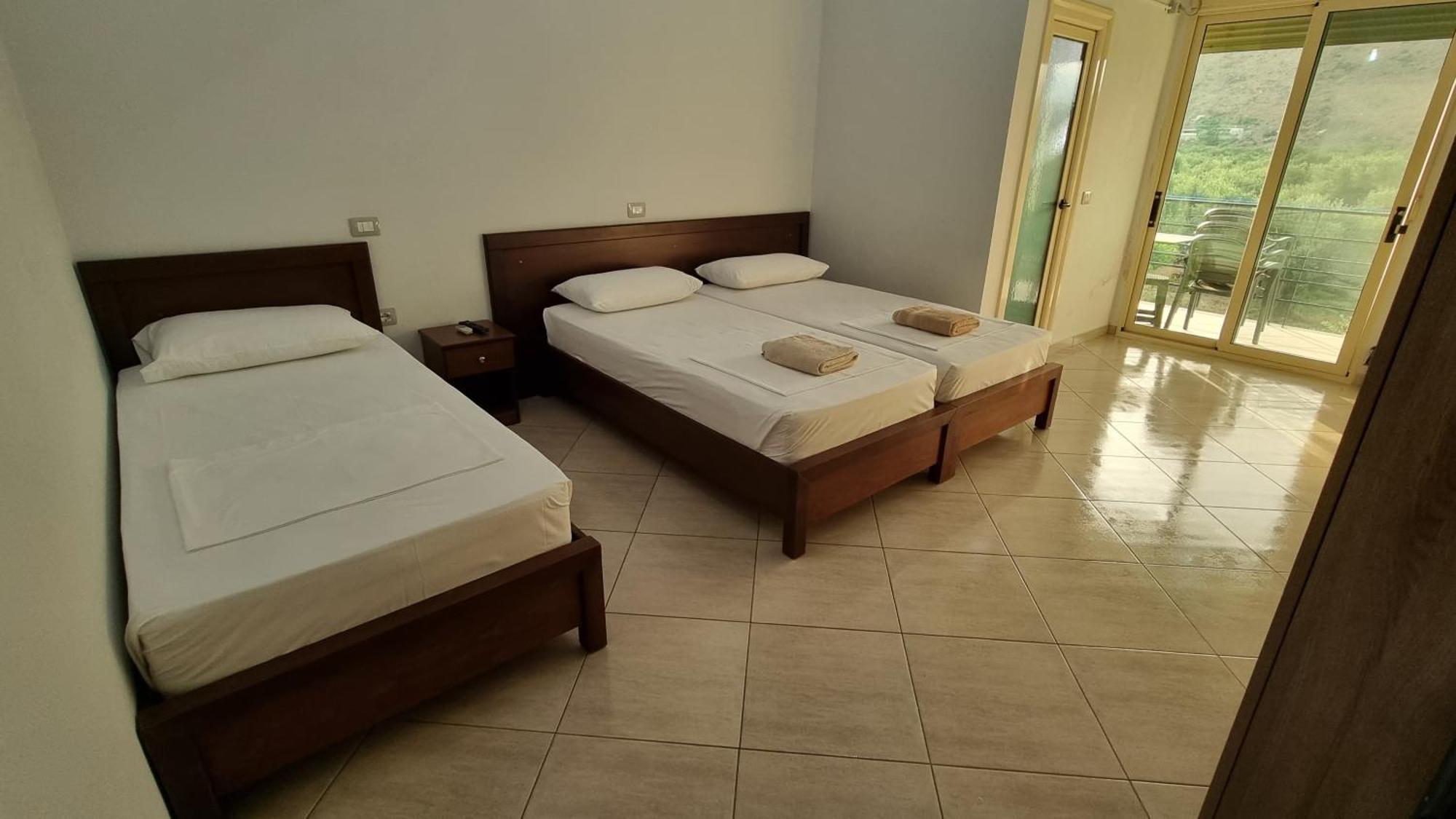 Anmaor Hotel Qeparo Kültér fotó